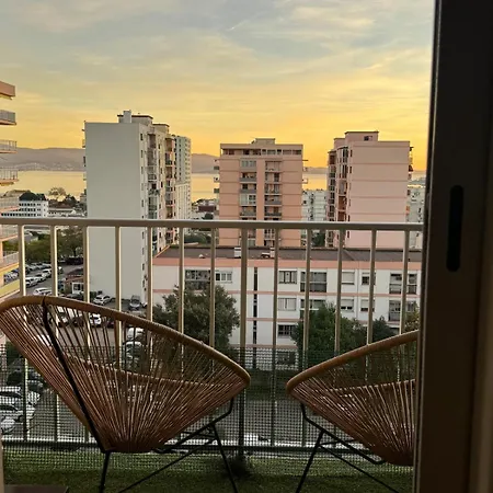 Jolie T2 Avec Parking Privee Et Cuisine Bien Equipee